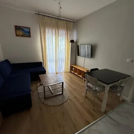 Endless Summer Apartment Scalea